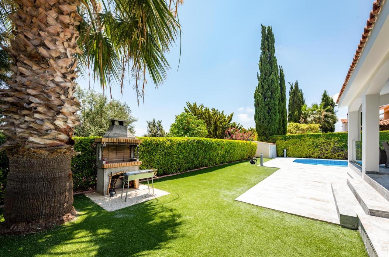 Bungalow Mikaella By Ezoria Villas كورال باي المظهر الخارجي الصورة