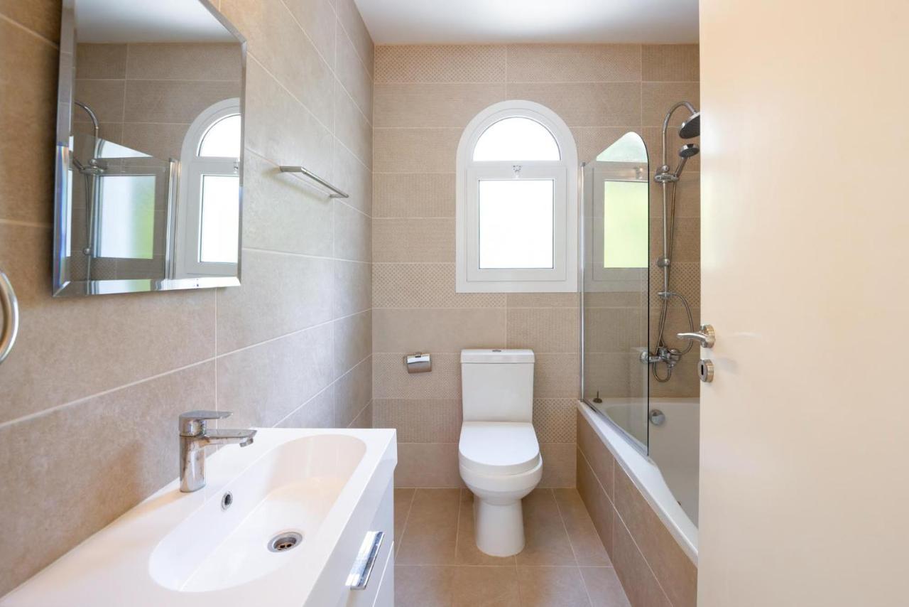 Bungalow Mikaella By Ezoria Villas كورال باي المظهر الخارجي الصورة