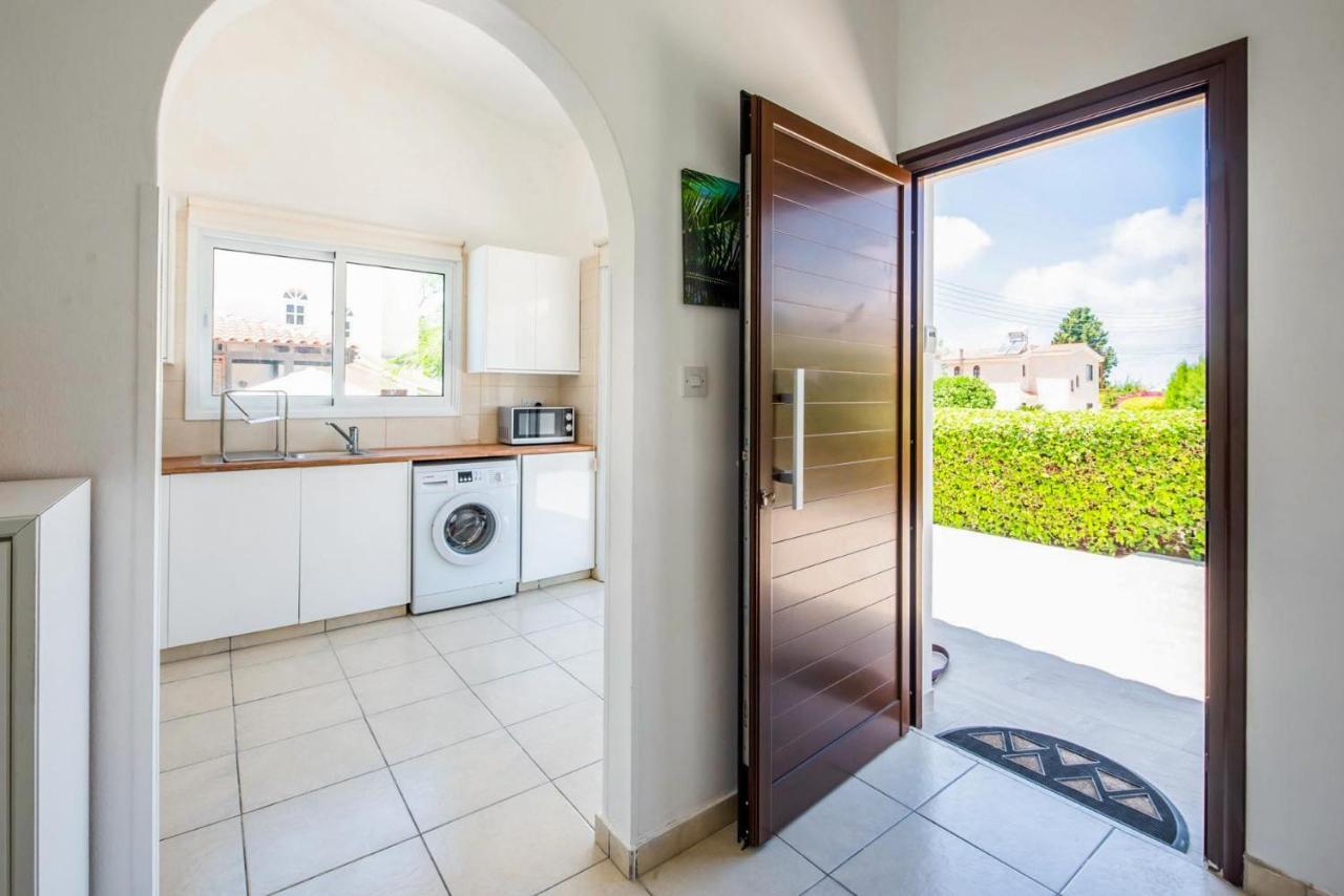 Bungalow Mikaella By Ezoria Villas كورال باي المظهر الخارجي الصورة